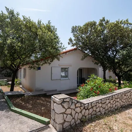 Apartament With A Parking Space Mandre, Pag - 16836