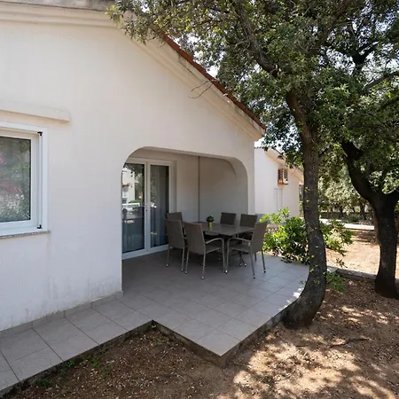 With A Parking Space Mandre, Pag - 16836 Apartman Mandre