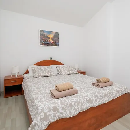 With A Parking Space Mandre, Pag - 16836 Apartman *