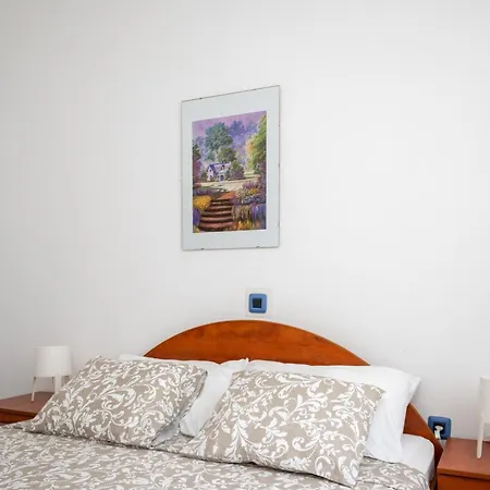 With A Parking Space Mandre, Pag - 16836 Apartman