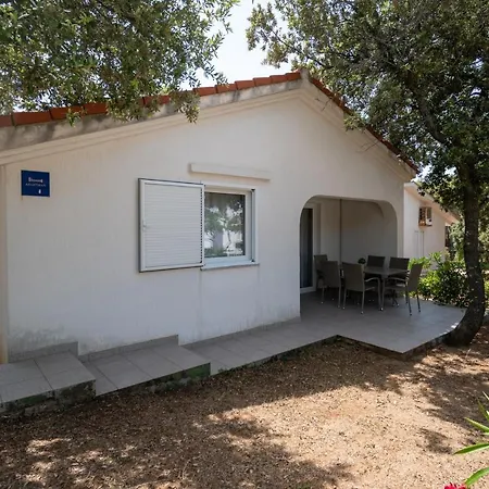 With Parking Space Mandre, Pag - 16836